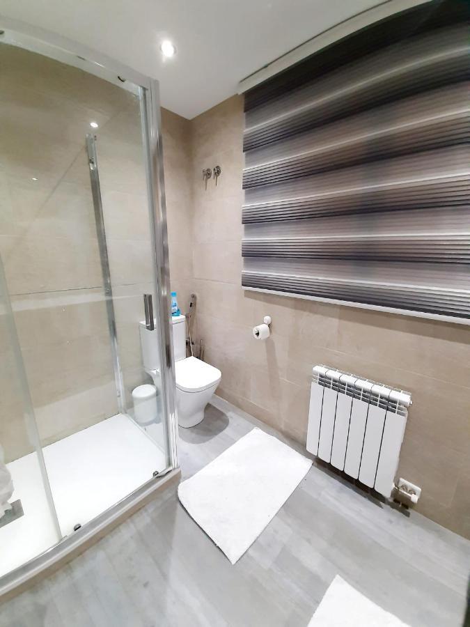 Nur Apartment Terrassa Exterior photo